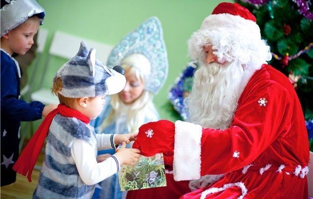 В Хабаровске ожидается небывалый спрос на визиты Деда Мороза