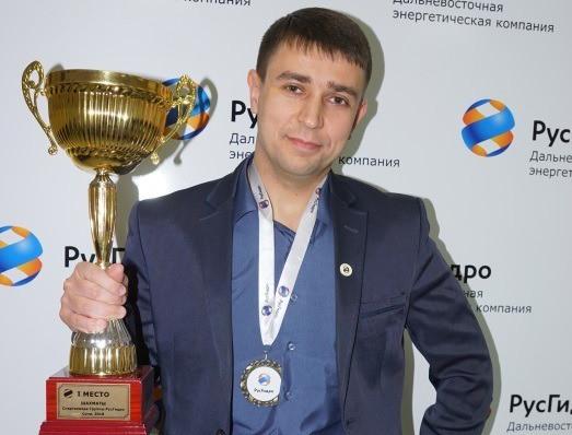 Хабаровчанин Алексей Перковский выиграл Международный шахматный онлайн-турнир