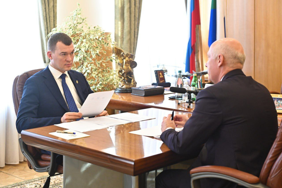 Губернатор Хабаровского края обсудил с главой Бикинского района реализацию нацпроектов