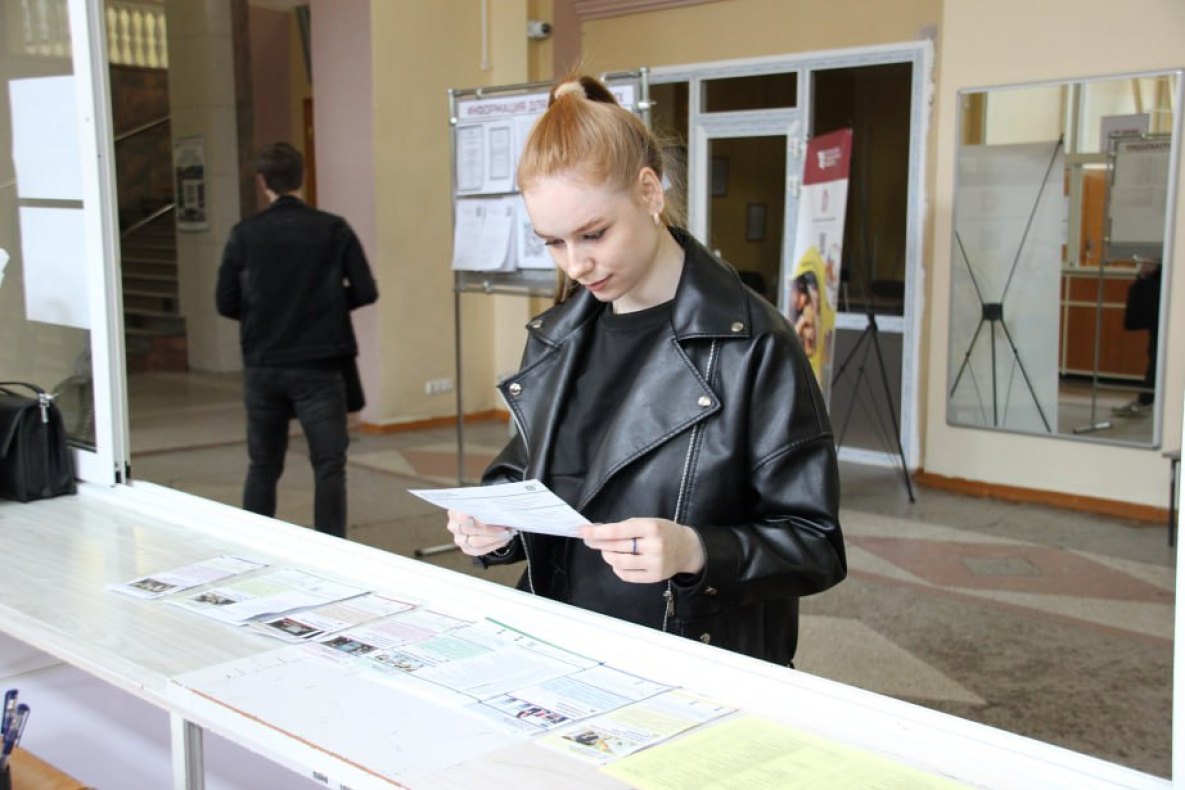 Вузы Хабаровского края предложили абитуриентам более 6000 бюджетных мест Вузы Хабаровского края предложили абитуриентам более 6000 бюджетных мест