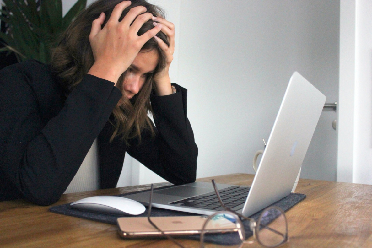 Причиной сбоя в работе мессенджеров назвали противодействие экстремизму