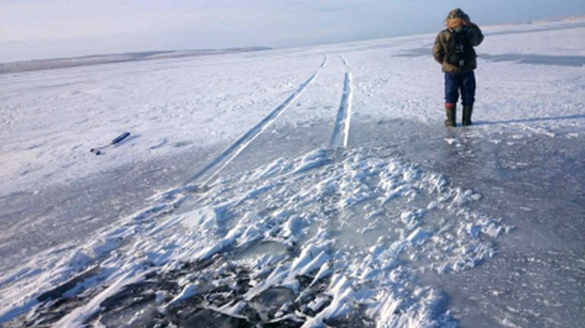 Рыбаки-неудачники утопили в Амуре у Комсомольска снегоход за 1 млн рублей