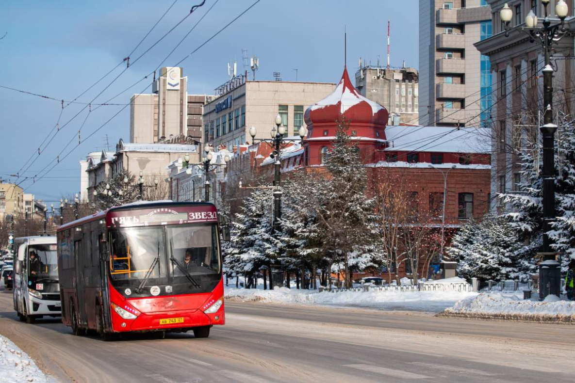 В Хабаровске решают вопрос с дефицитом водителей автобусов