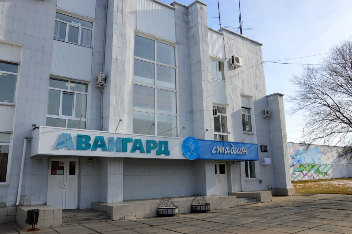 Спортивный комплекс комсомольск. Спорткомплекс Комсомольск. Спортивный комплекс Комсомольск на Амуре.