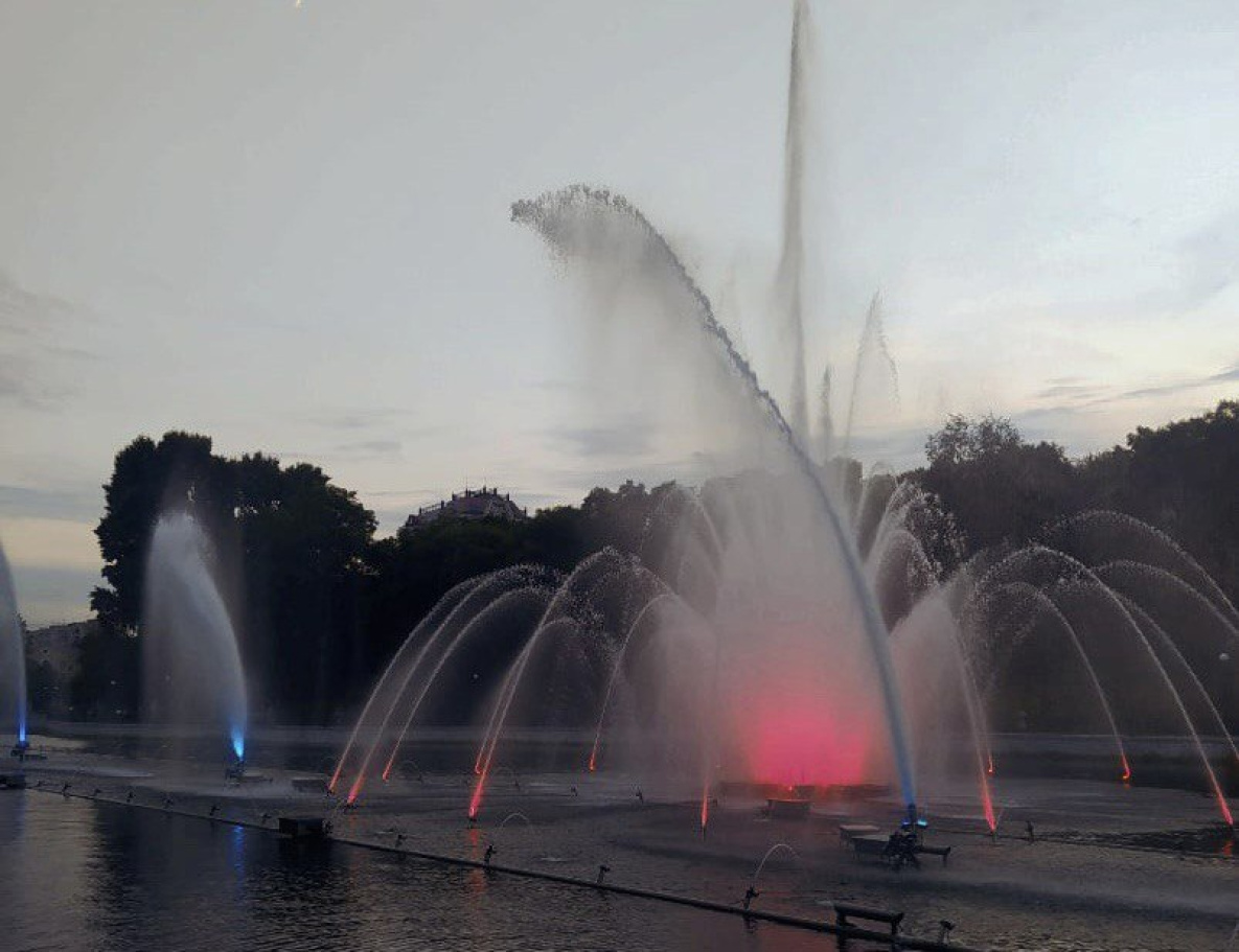 Лазерное шоу на городских прудах в Хабаровске можно увидеть дважды в неделю