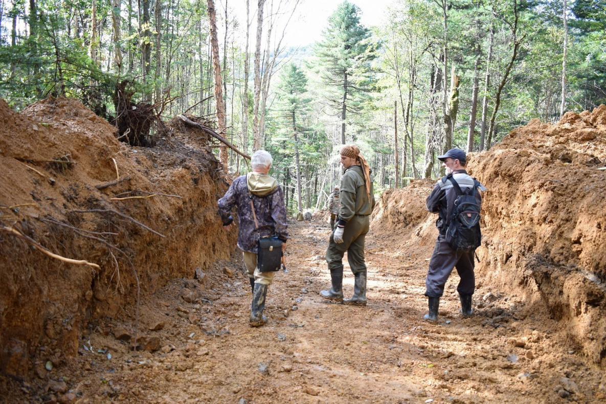 геологи хабаровска. геологи хабаровска. дальгеофизика. полиметалл хабаровск. геолог золото.