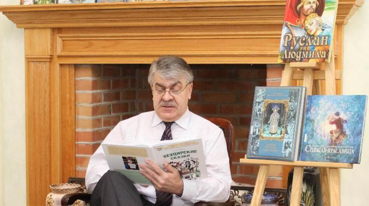 Хабаровский министр культуры прочитал детям сказку