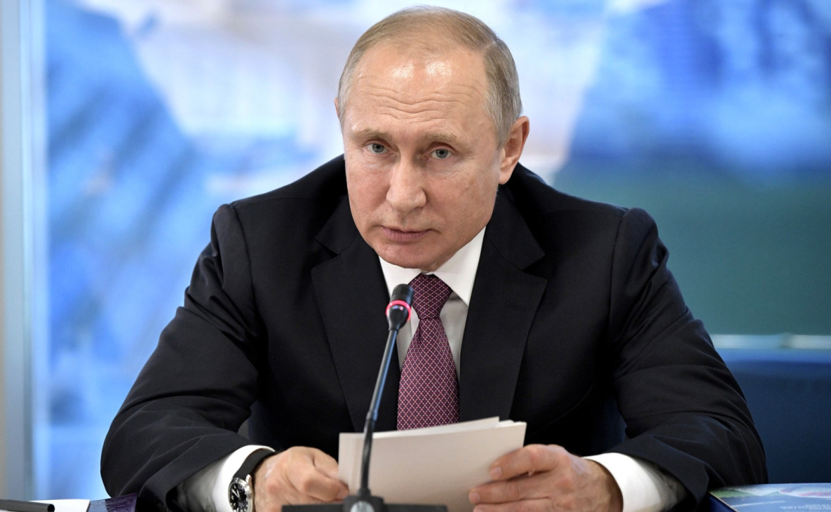 Владимир Путин дал поручения по развитию Хабаровского края