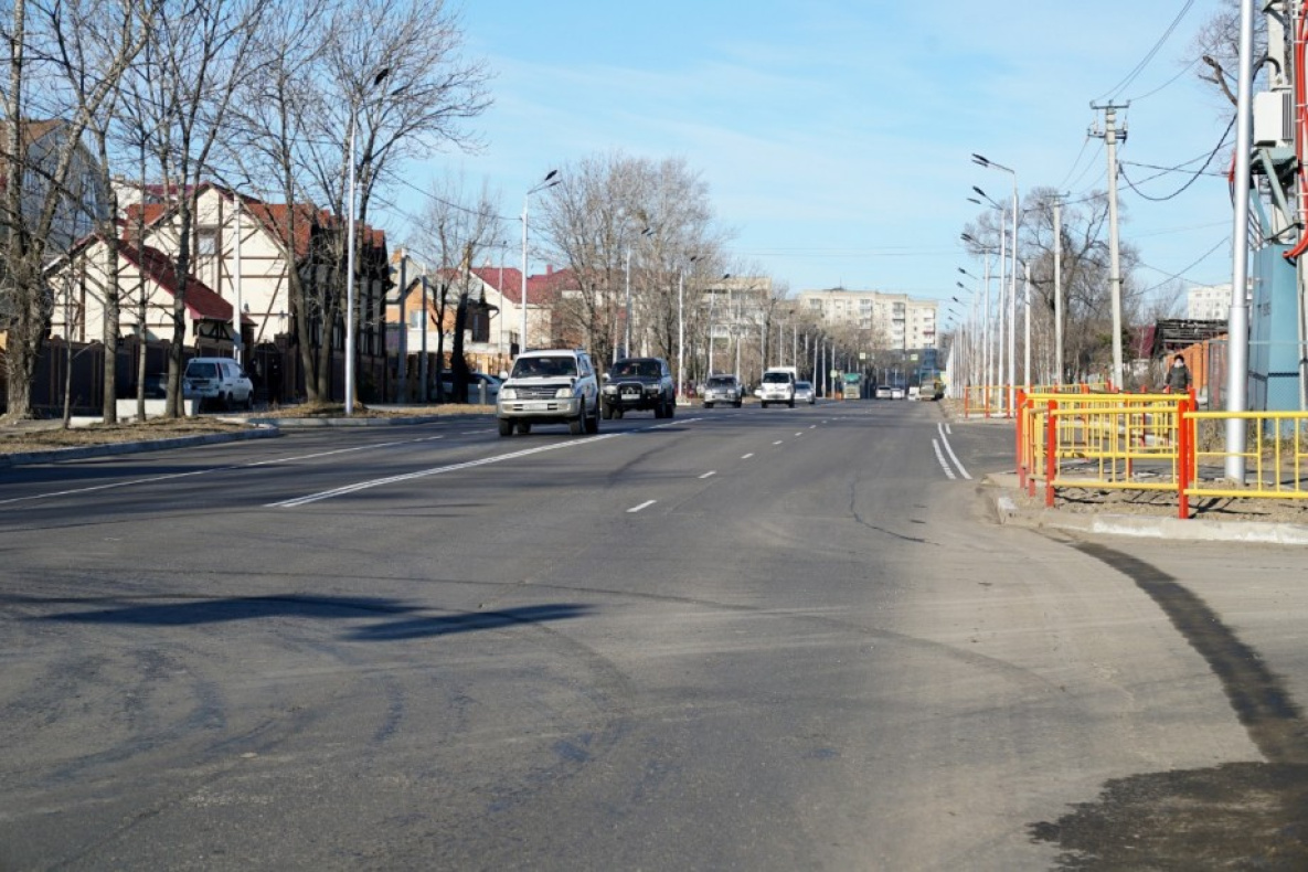 Улица Шелеста в Хабаровске расширилась после капремонта по нацпроекту