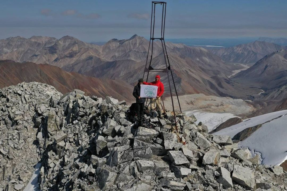 Проект «Планета Тайга» снял фильм об Эвересте Хабаровского края