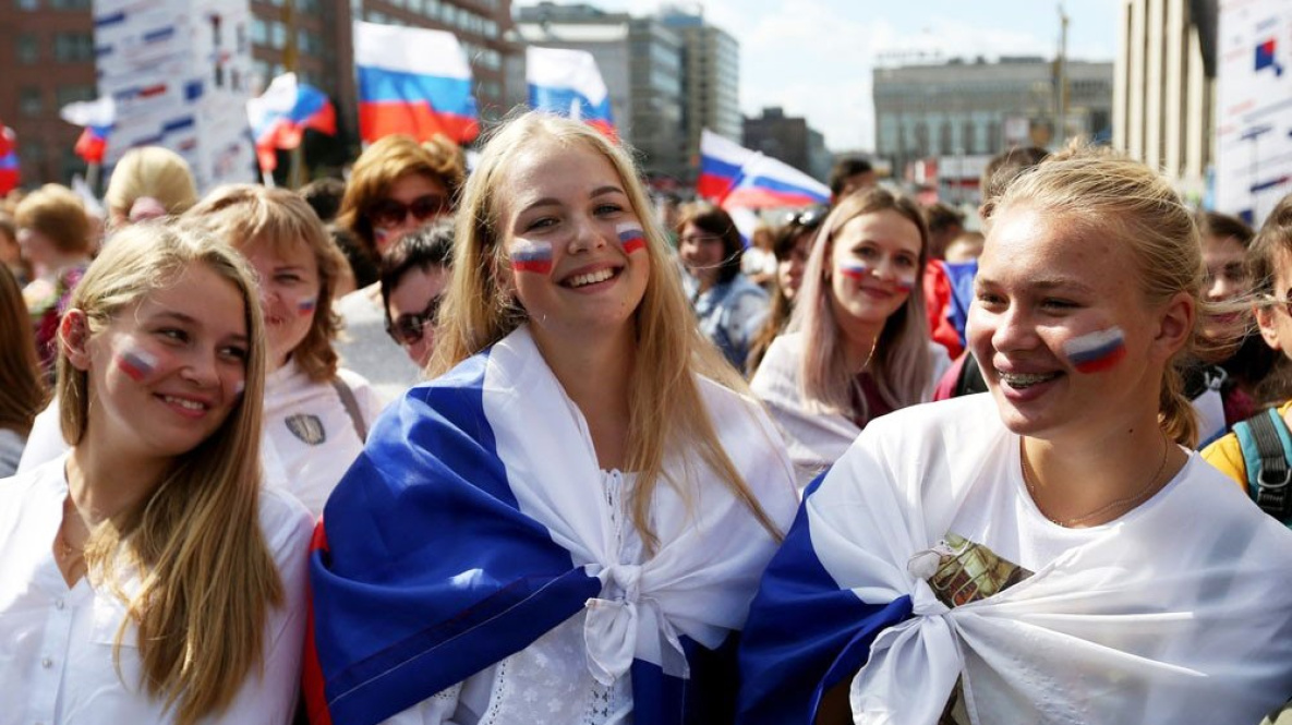Хабаровчане отметят День России песней и рыцарским турниром