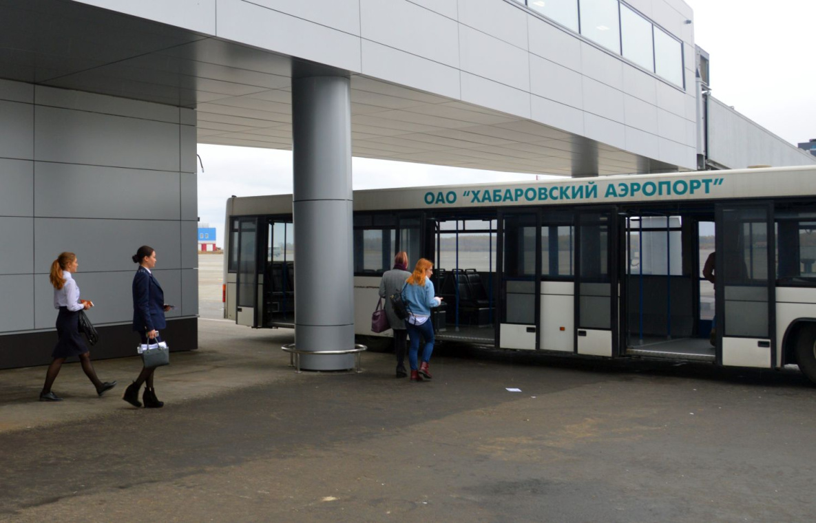 Малый аэропорт Хабаровска. Международный терминал Хабаровского аэропорта. Аэропорт Хабаровск новый. Аэропорт Хабаровск малый терминал.