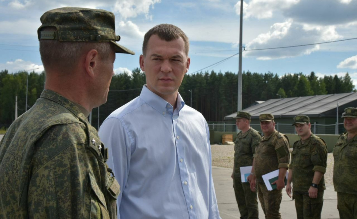 Михаил Дегтярев проверил условия службы в батальоне «Генерал Корф»