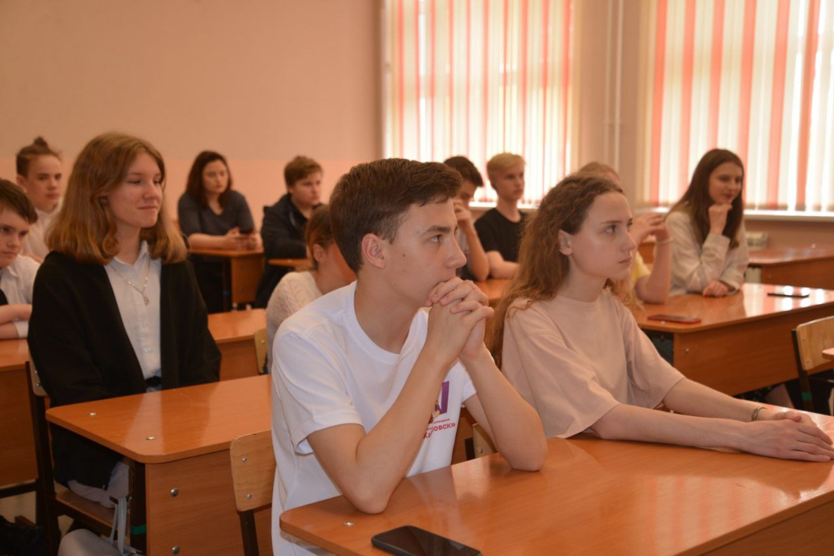 Прямой эфир по вопросам образования и детского отдыха пройдёт в Хабаровске