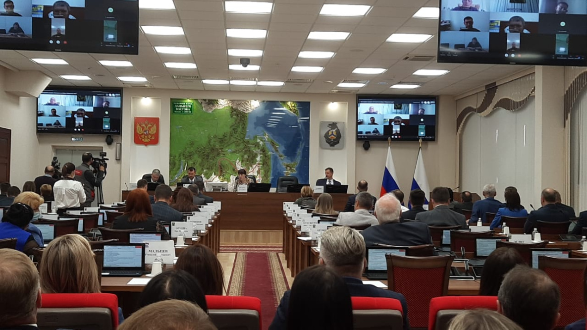 Депутаты хабаровской ЗакДумы сняли с повестки дня спорный законопроект