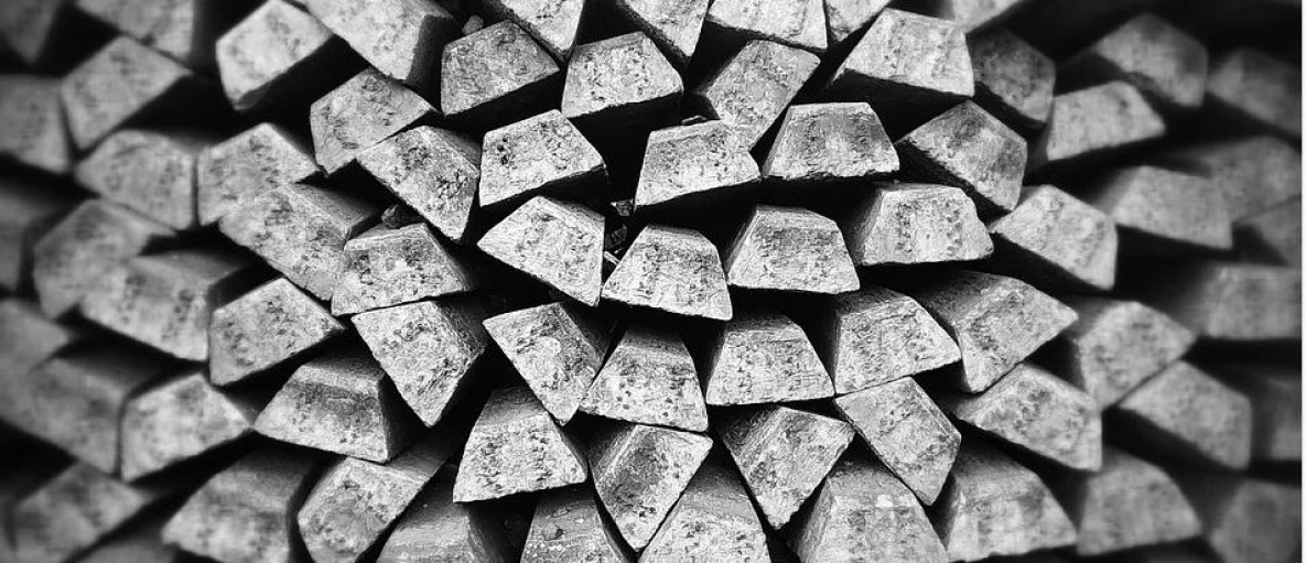 ВТБ удвоил объем покупки серебра у недропользователей Якутии