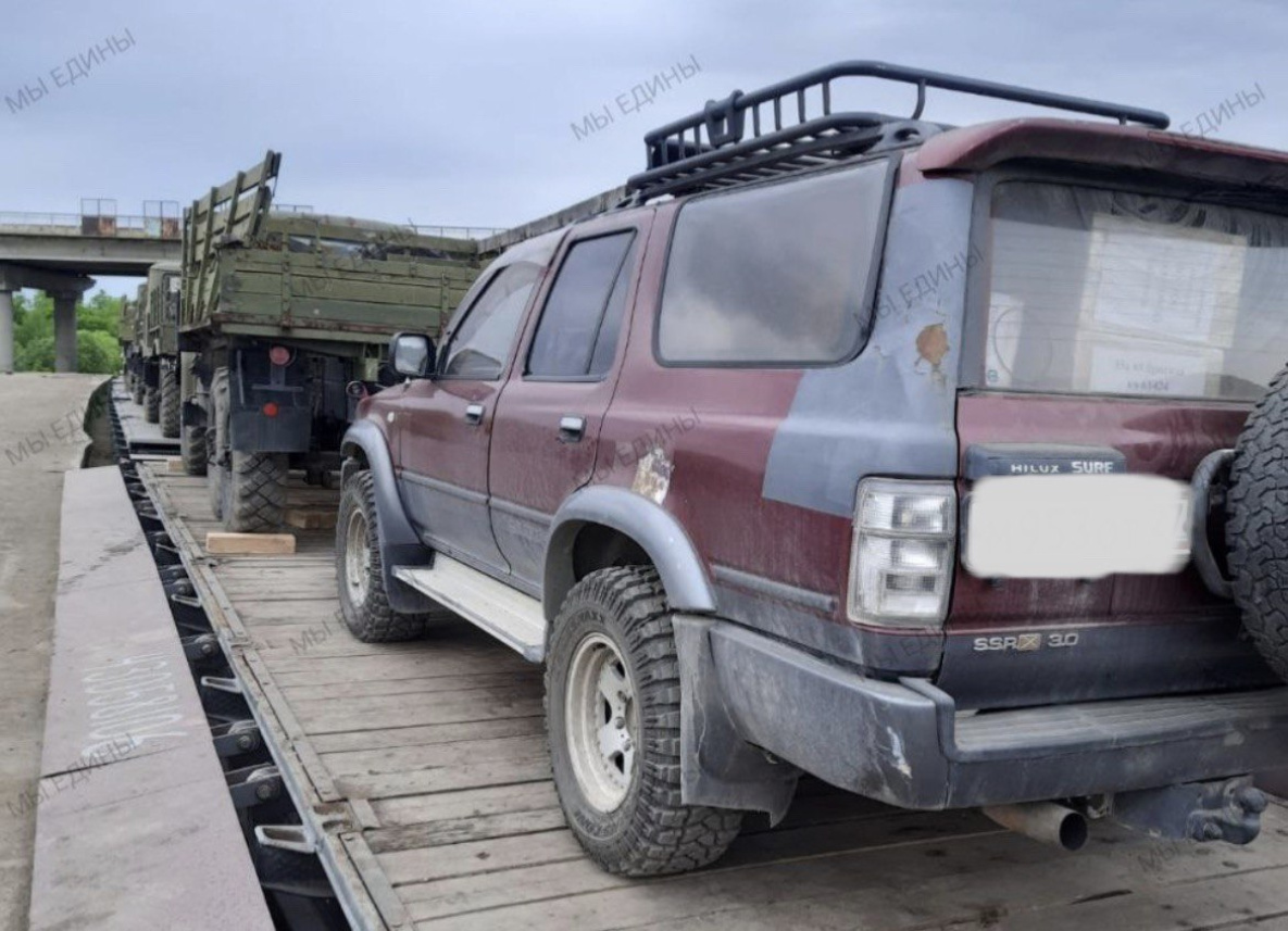 Хабаровчанин передал в зону СВО личный Toyota Hilux Surf