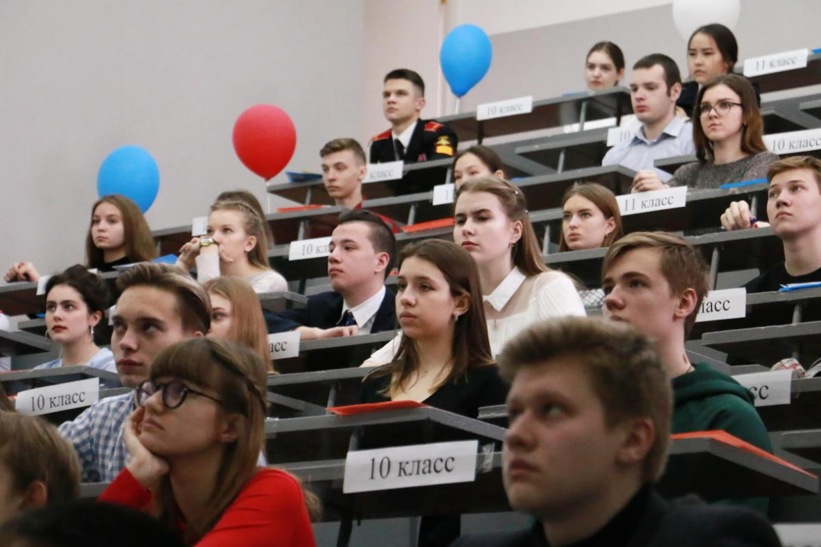 Самые умные школьники учатся в трех городах Хабаровского края