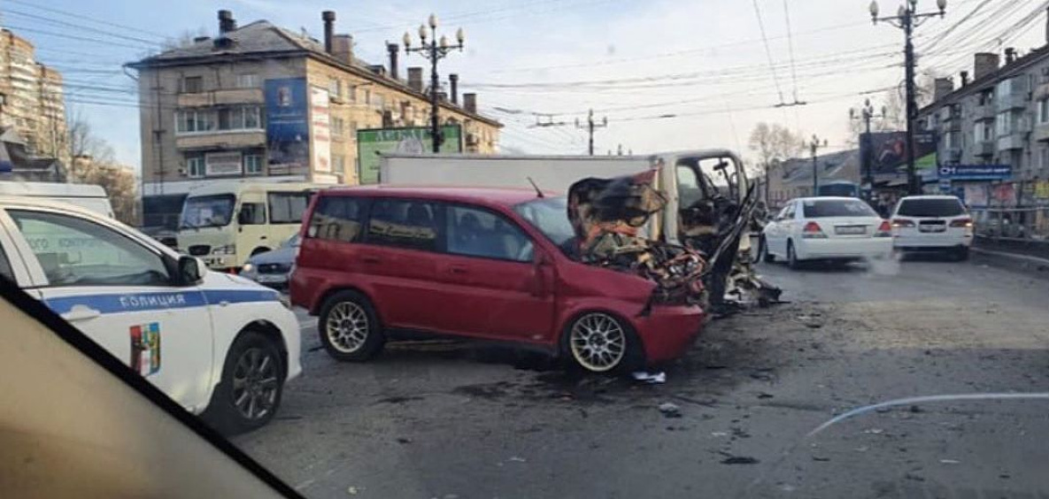 Авария На Первом Магазине Хабаровск